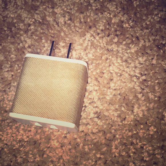 Chargers - Picture 1 of 3